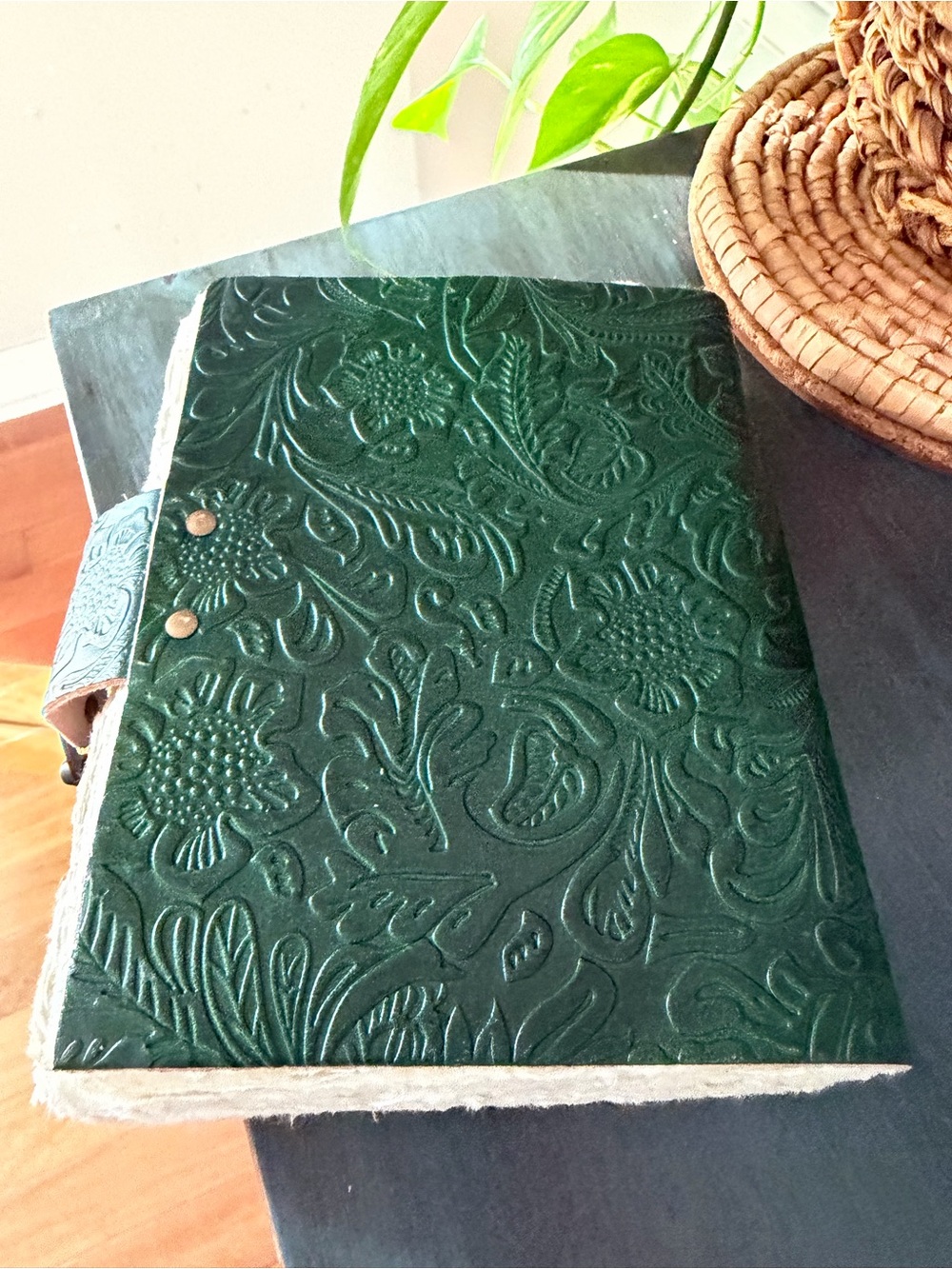 Handmade Green Leather Journal, Antique Deckle Edge Paper - Picture 2 of 14